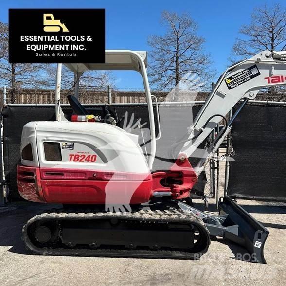 Takeuchi TB240 小型挖掘机