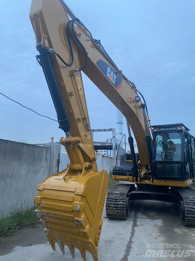 CAT 320 D 履带挖掘机