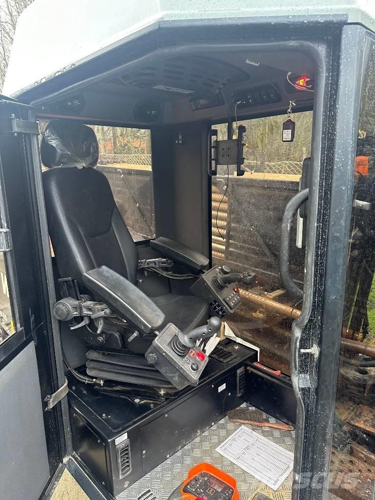 Ditch Witch JT 24 水平定向钻井设备