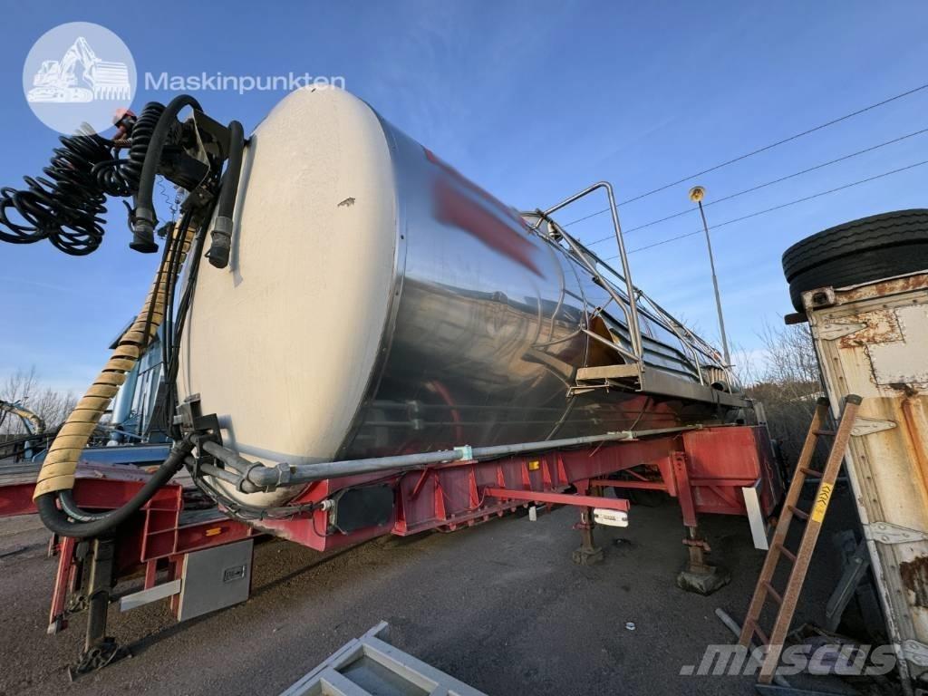 Wedholms DK 345-16 油罐半挂车