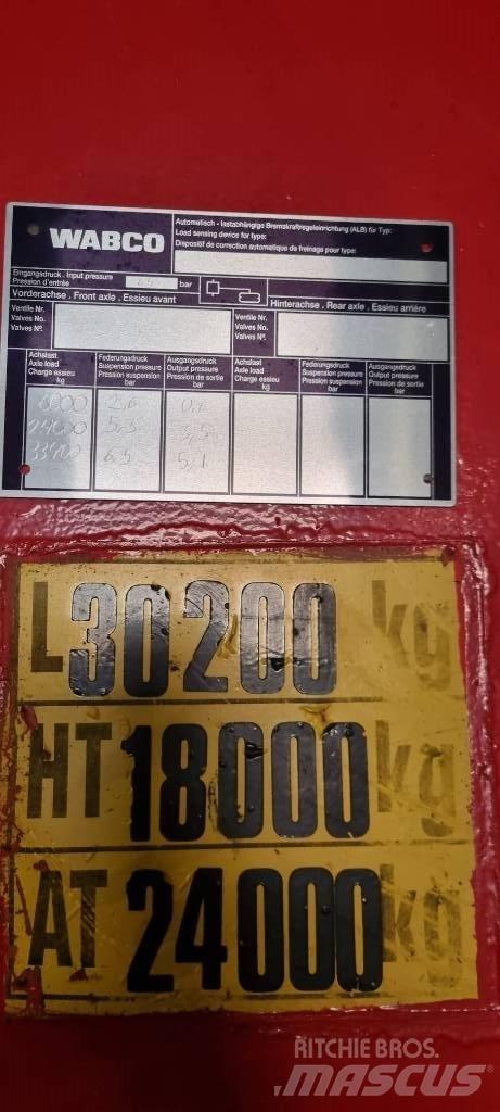Broshuis XL 平板半挂车\侧翻自卸半挂车