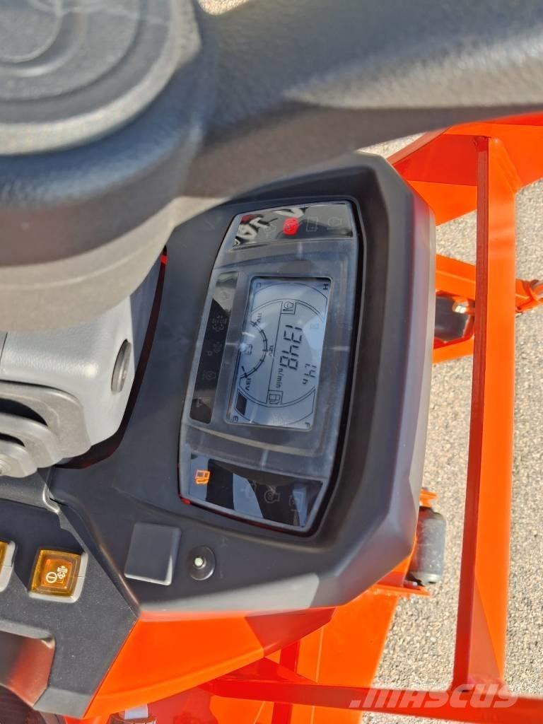 Kubota F 391 骑乘式割草机