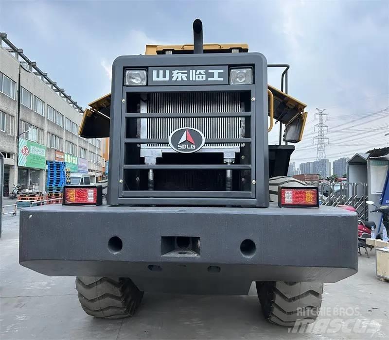 SDLG 956L 轮式装载机