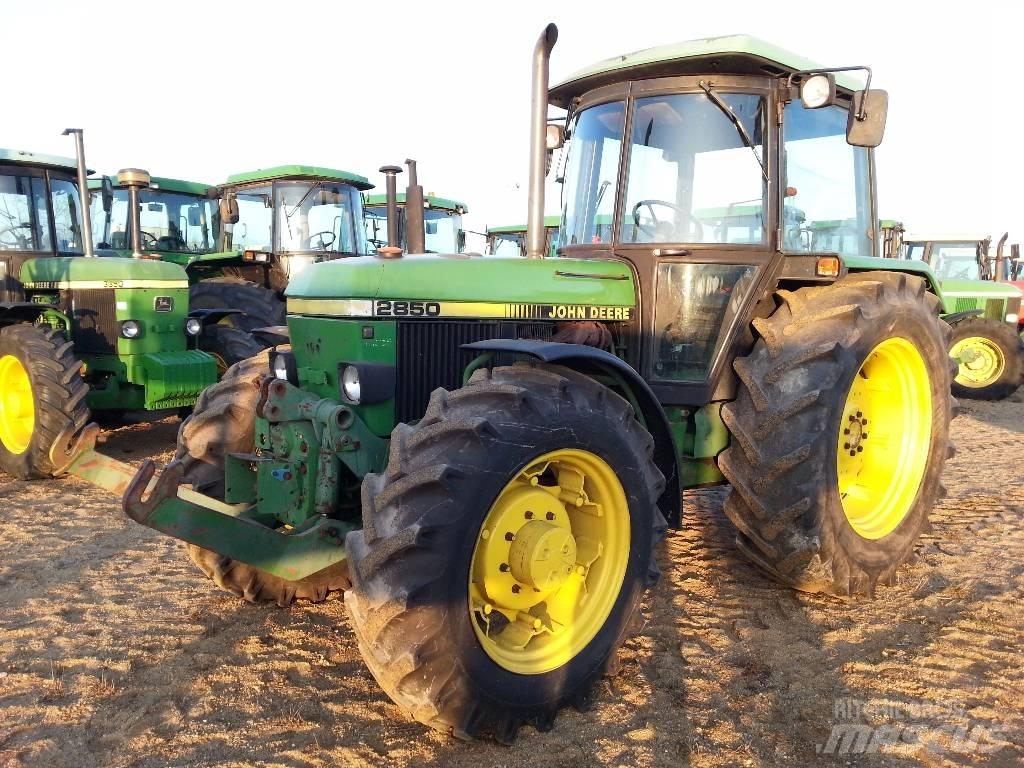 John Deere 2850 拖拉机/农用车
