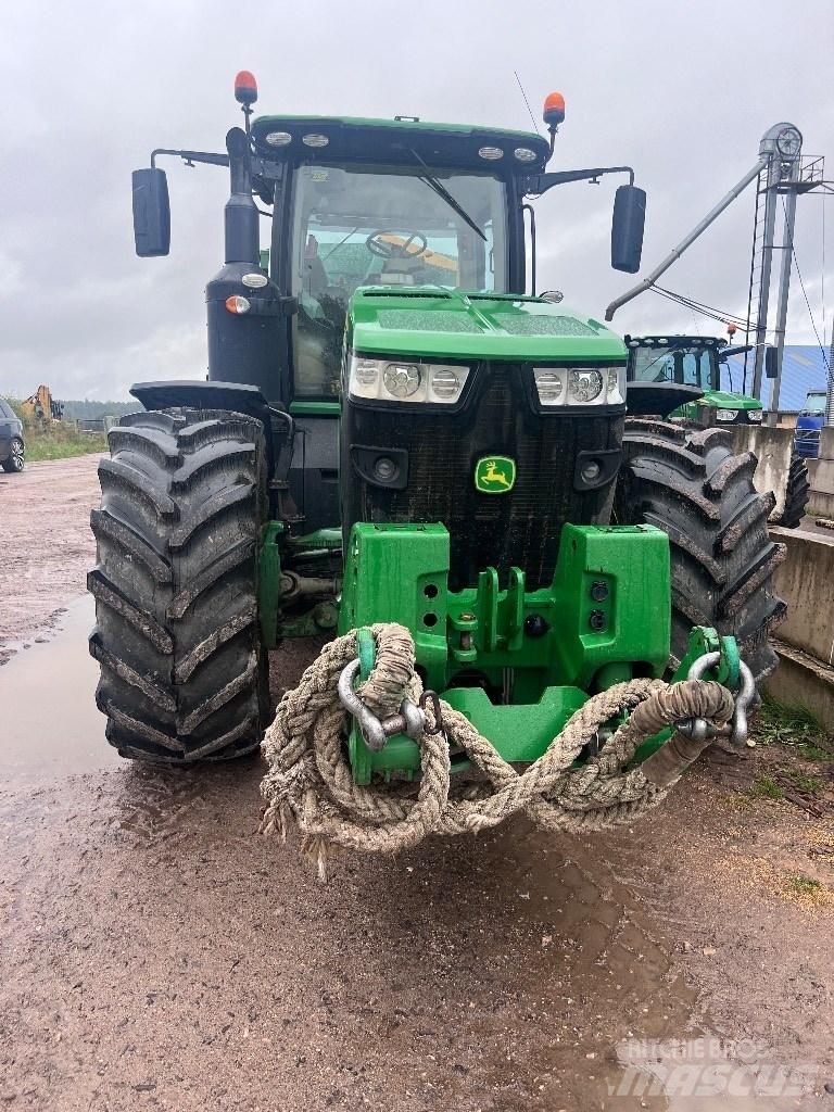 John Deere 8320R 拖拉机/农用车