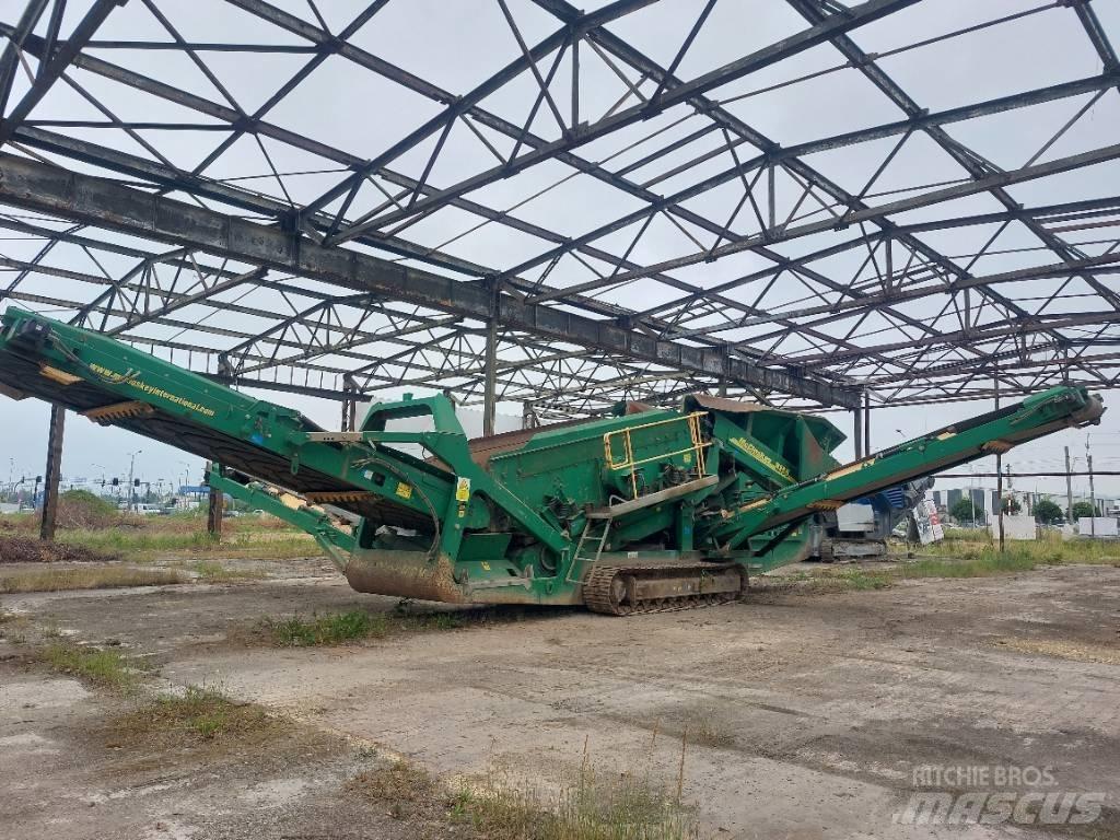 McCloskey R155 移动式筛分机