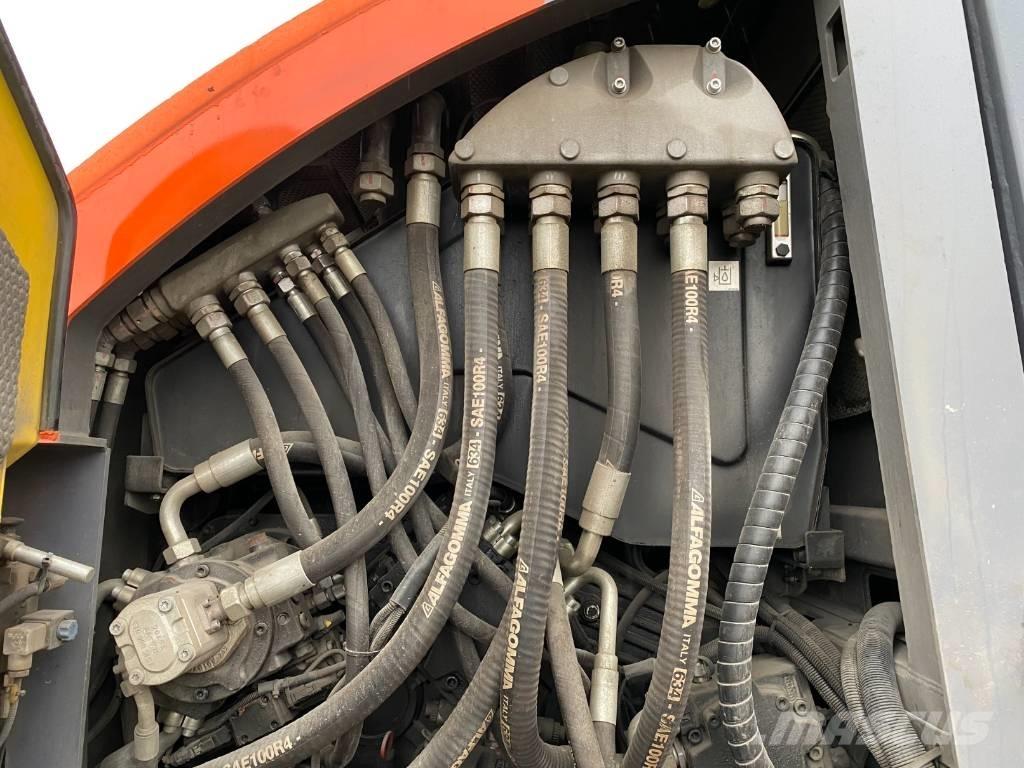 Bomag BMF 2500 S 沥青摊铺机