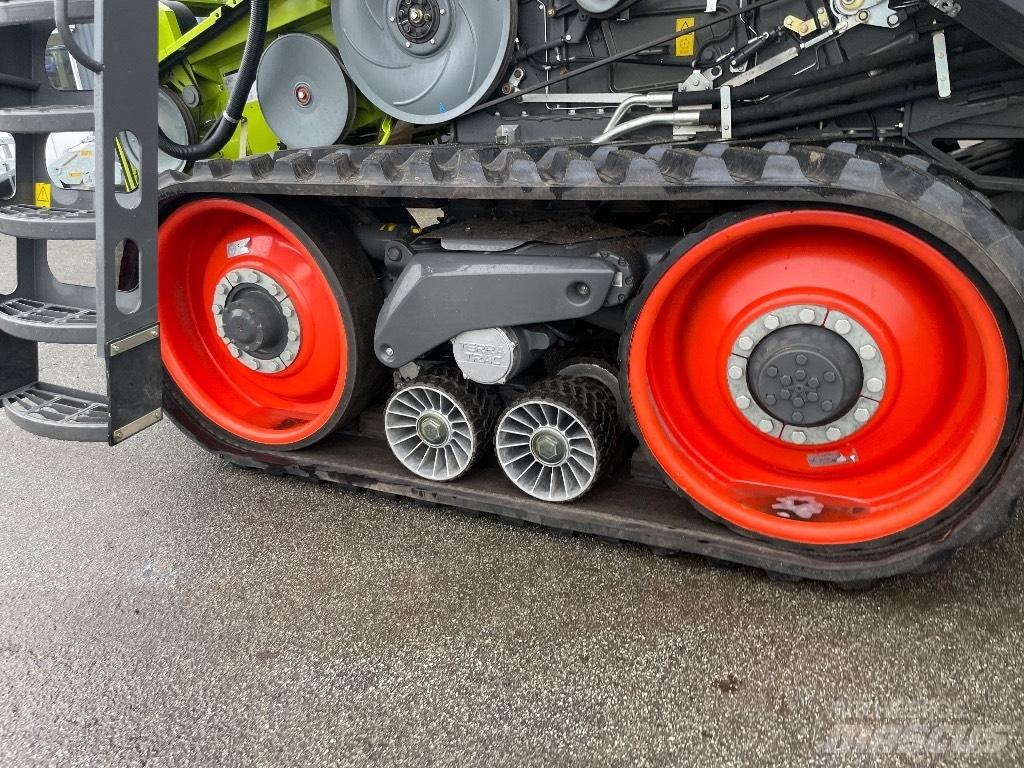 CLAAS Lexion 6900 TT 联合收割机
