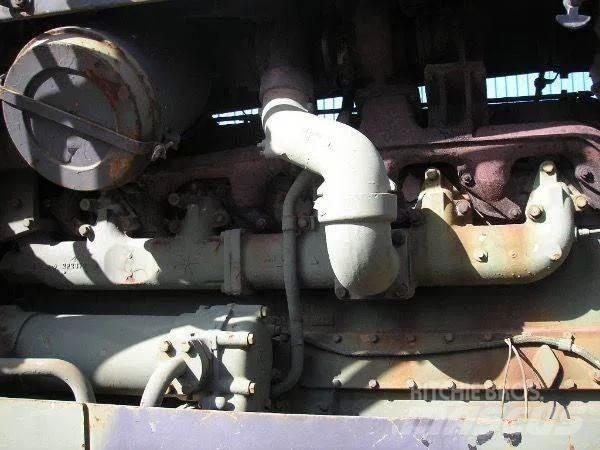 CAT D8K 履带式推土机
