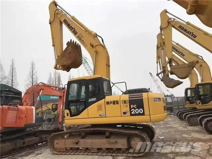 Komatsu PC 200-7 履带挖掘机