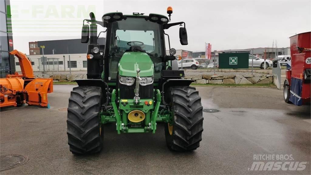 John Deere 6120M 拖拉机/农用车