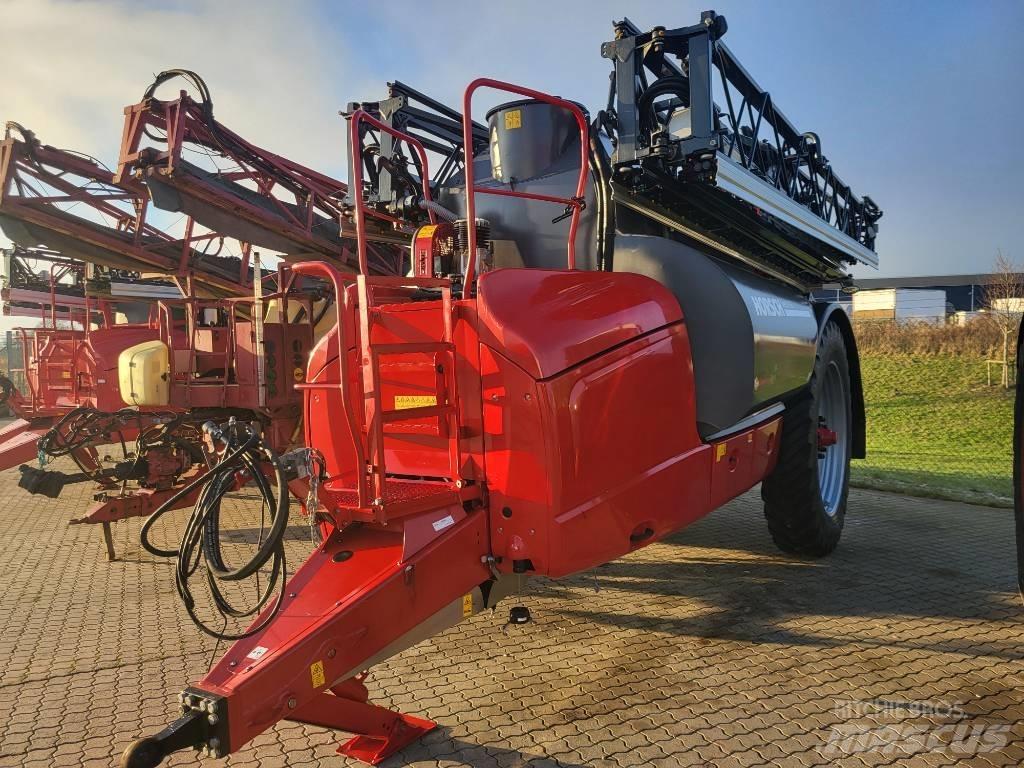Horsch LEEB GS 8-36 牵引式喷雾机