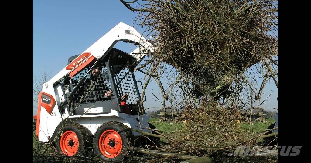 Bobcat S 100 滑移装载机