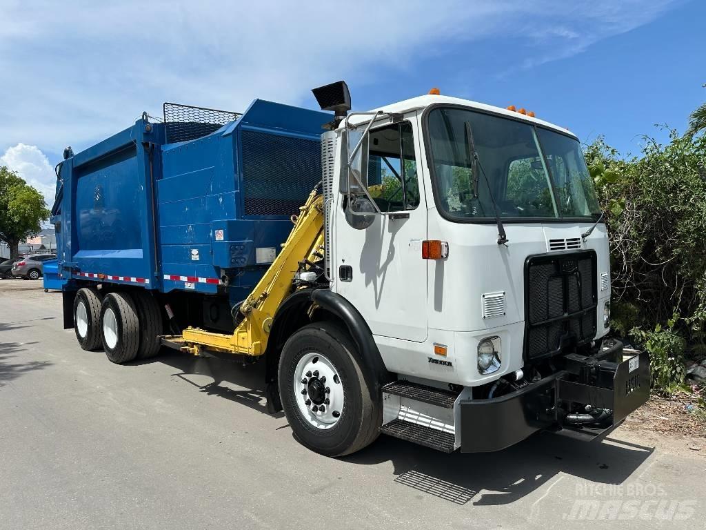 Autocar XPEDITOR 垃圾车