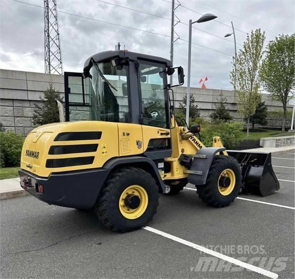 Yanmar V8 轮式装载机
