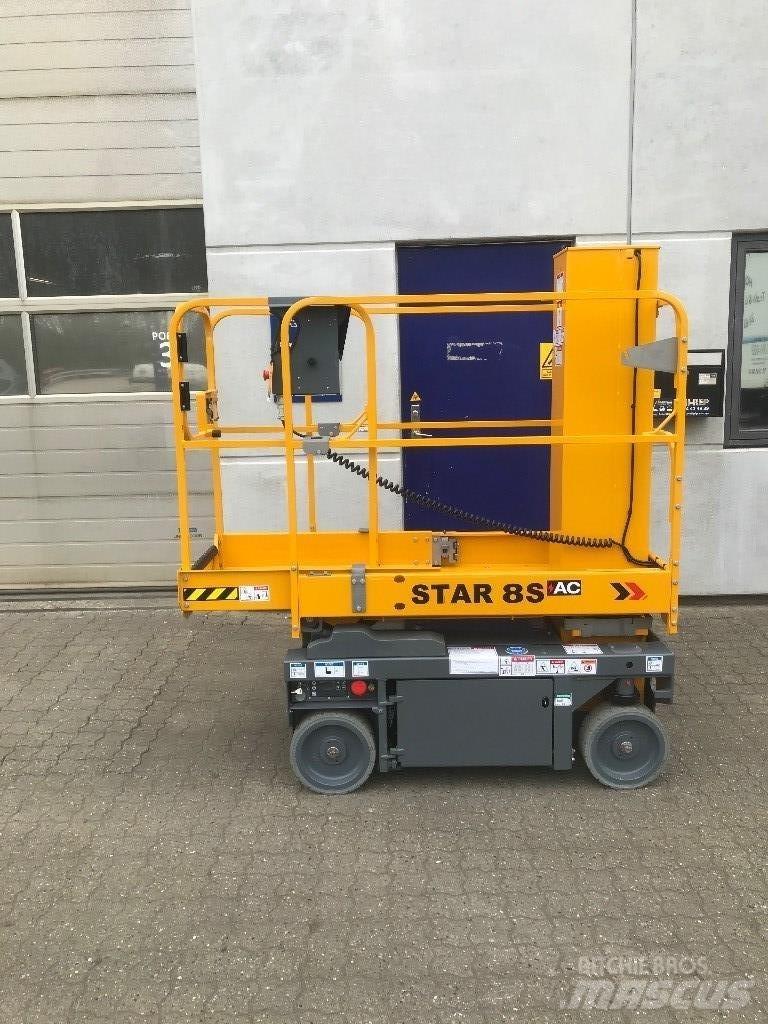 Haulotte Star 8 客货电梯