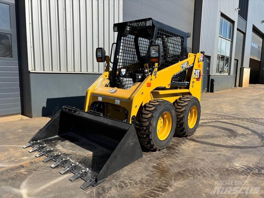 CAT 216B3 轮式装载机