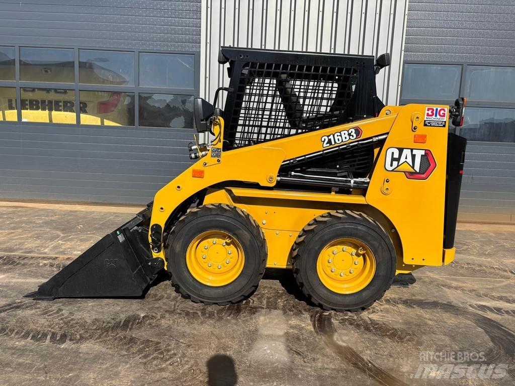 CAT 216B3 轮式装载机
