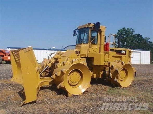 CAT 826C 垃圾压实机
