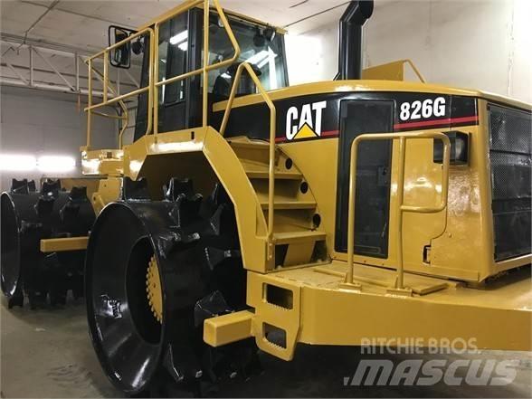 CAT 826G 垃圾压实机