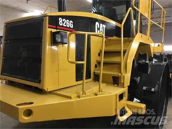 CAT 826G 垃圾压实机