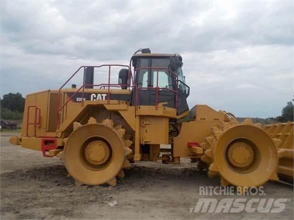 CAT 826H 垃圾压实机