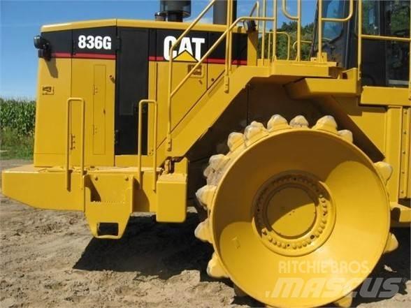 CAT 836G 垃圾压实机