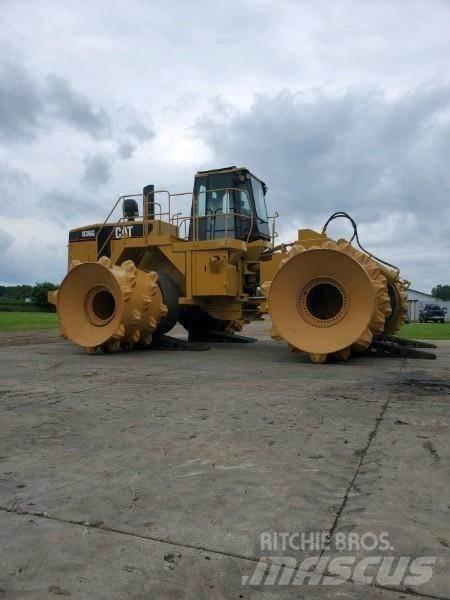 CAT 836G 垃圾压实机