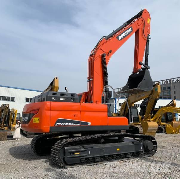 Doosan 300LC-9C 履带挖掘机