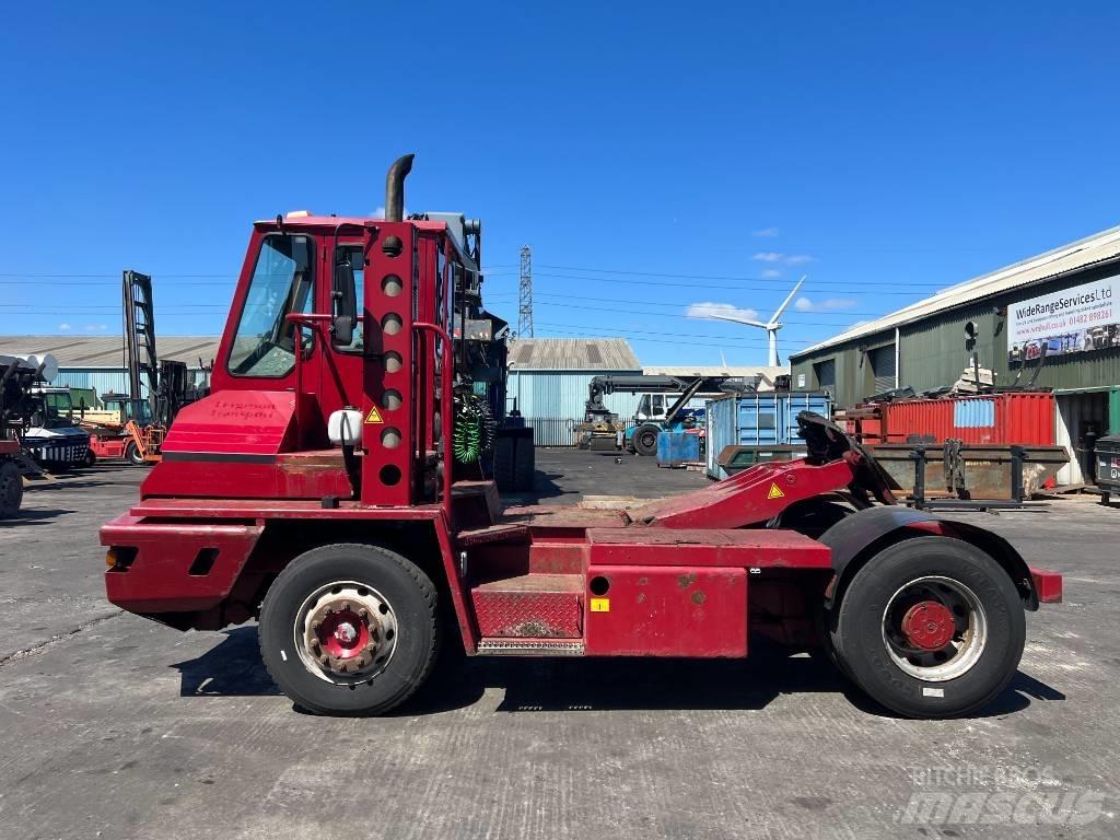 Terberg YT180 码头牵引车