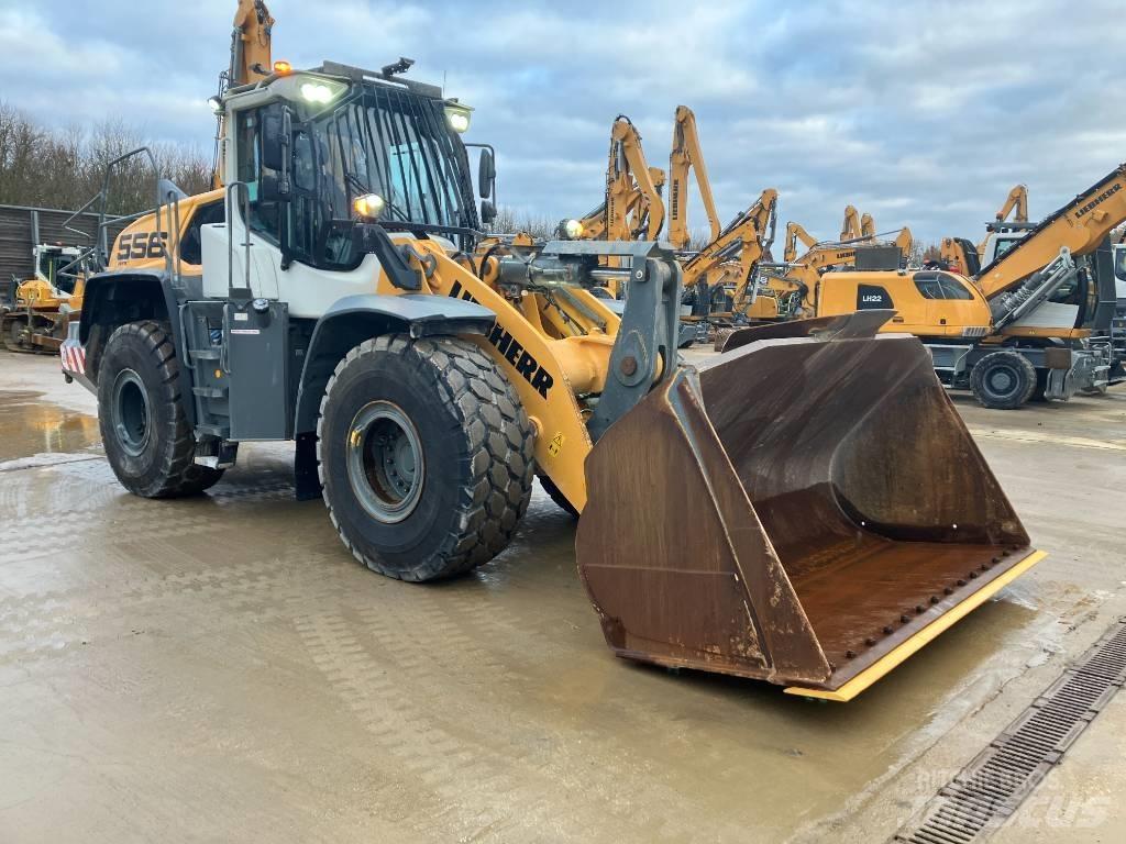 Liebherr L 556 轮式装载机
