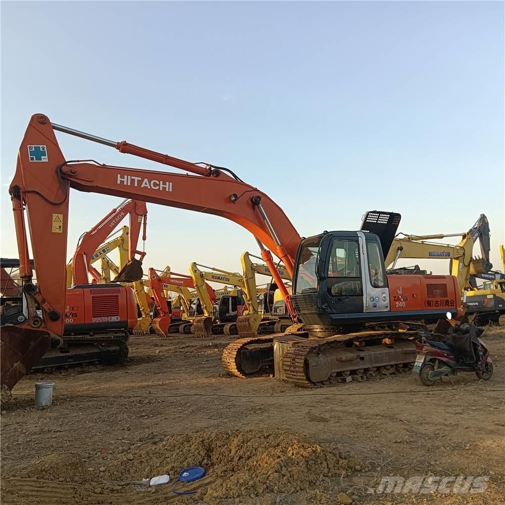Hitachi ZX240 履带挖掘机