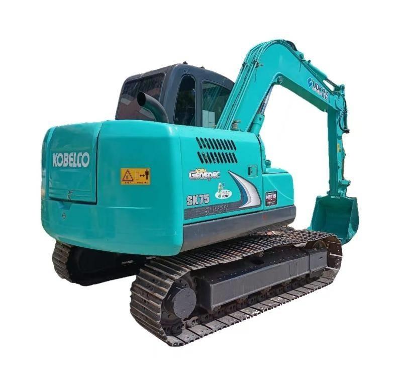 Kobelco SK 75 履带挖掘机
