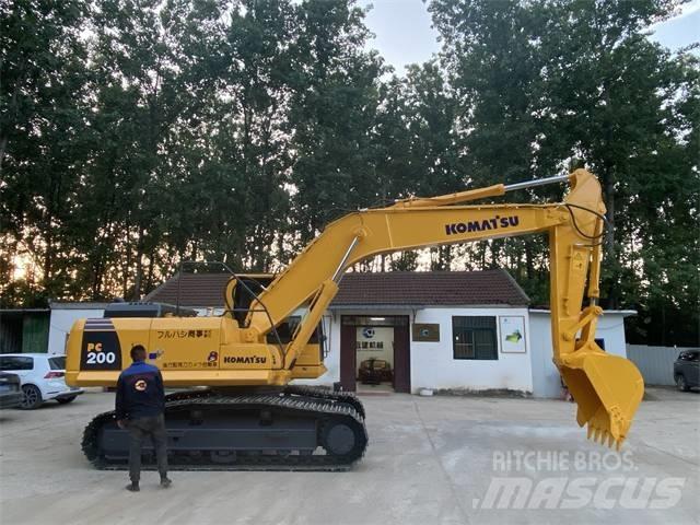 Komatsu PC200-8 履带挖掘机