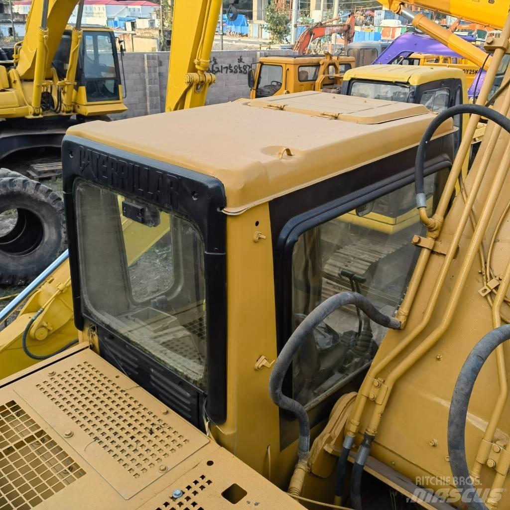 CAT 320 B LC 履带挖掘机