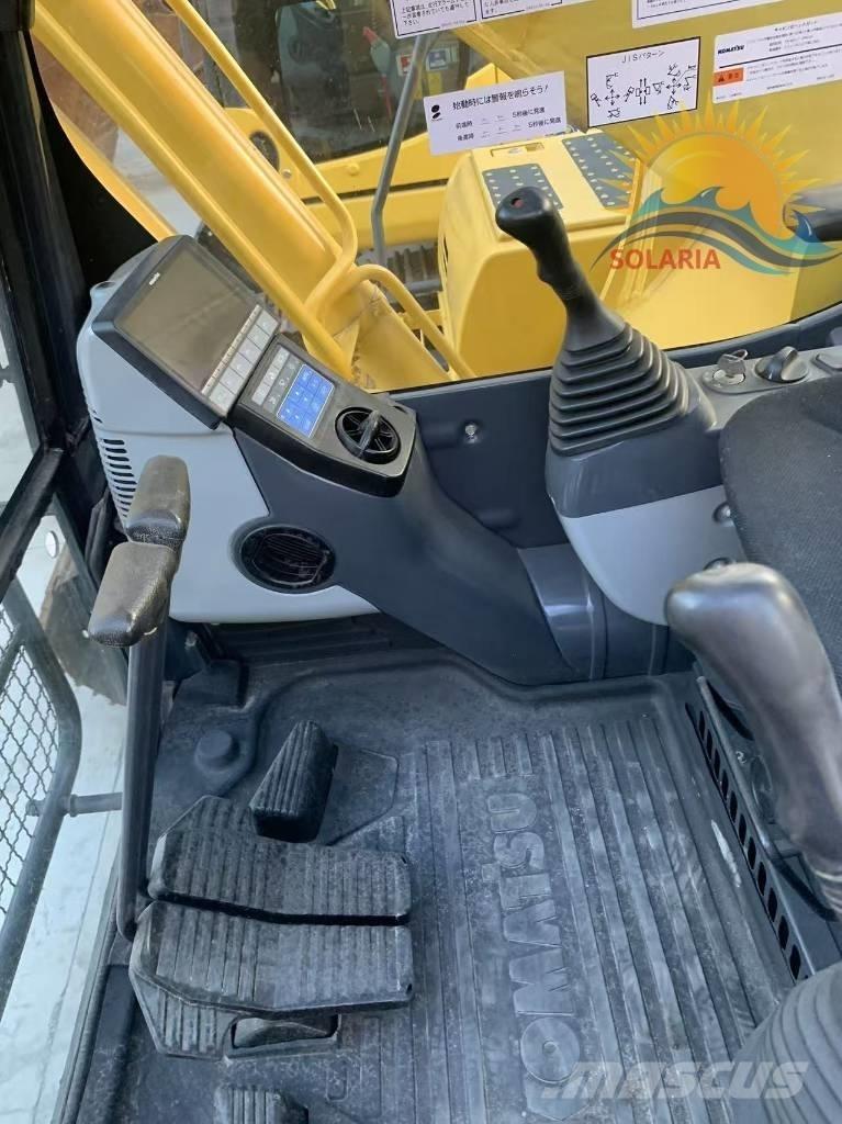 Komatsu PC 220 履带挖掘机