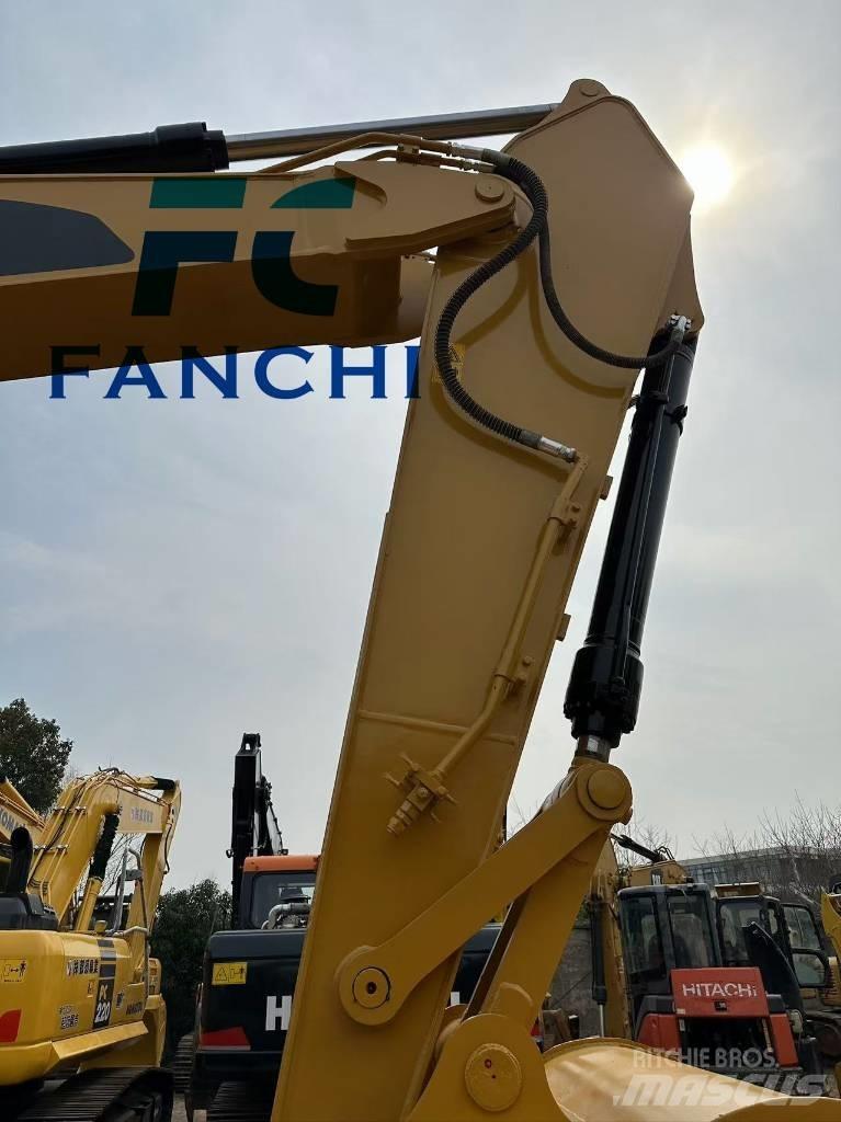CAT 325 D 履带挖掘机