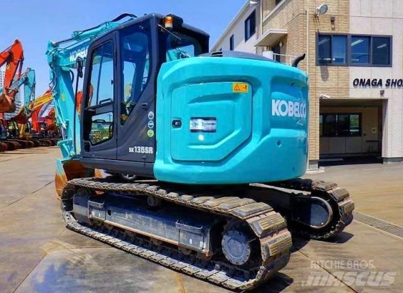 Kobelco SK 135 中型挖掘机
