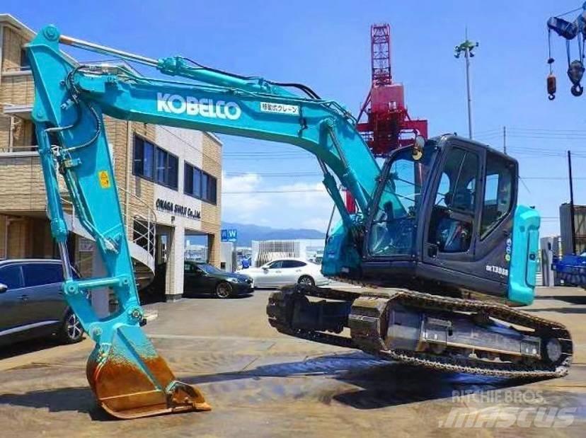 Kobelco SK 135 中型挖掘机