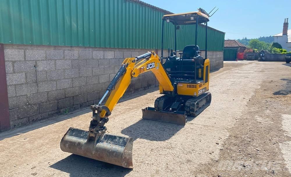 JCB 18 Z 小型挖掘机