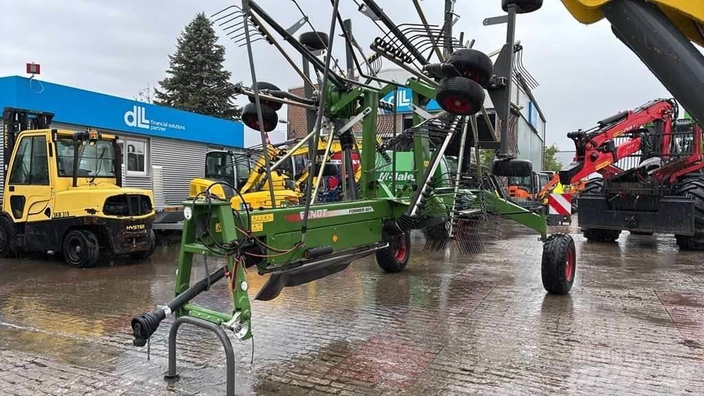 Fendt - Former 801 料堆整形机