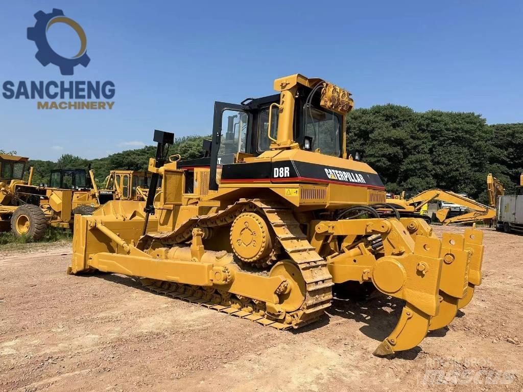 CAT D8R 履带式推土机