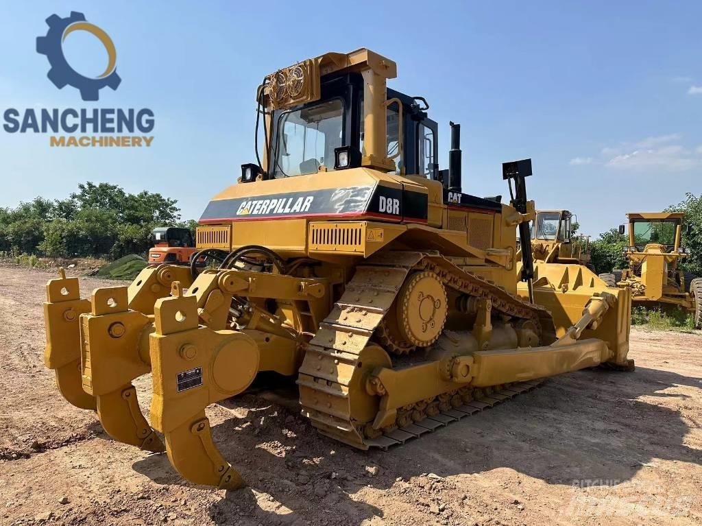 CAT D8R 履带式推土机