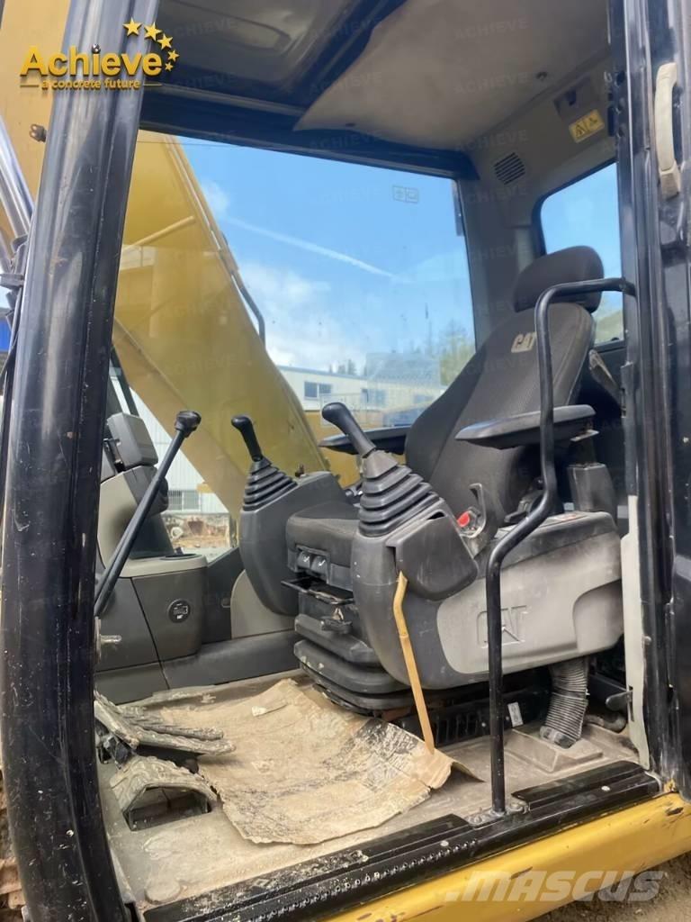 CAT 313D2GC 履带挖掘机