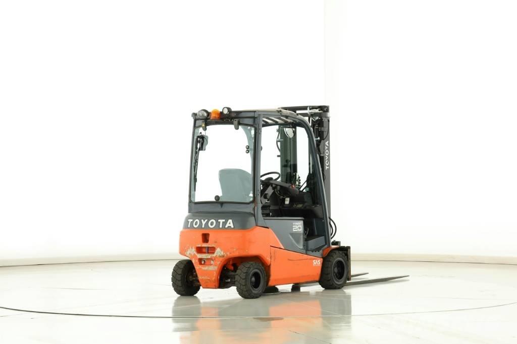Toyota 8-FBM-20-T 电动叉车