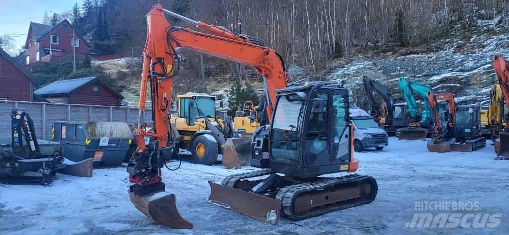 Hitachi ZX 85 US-5 中型挖掘机