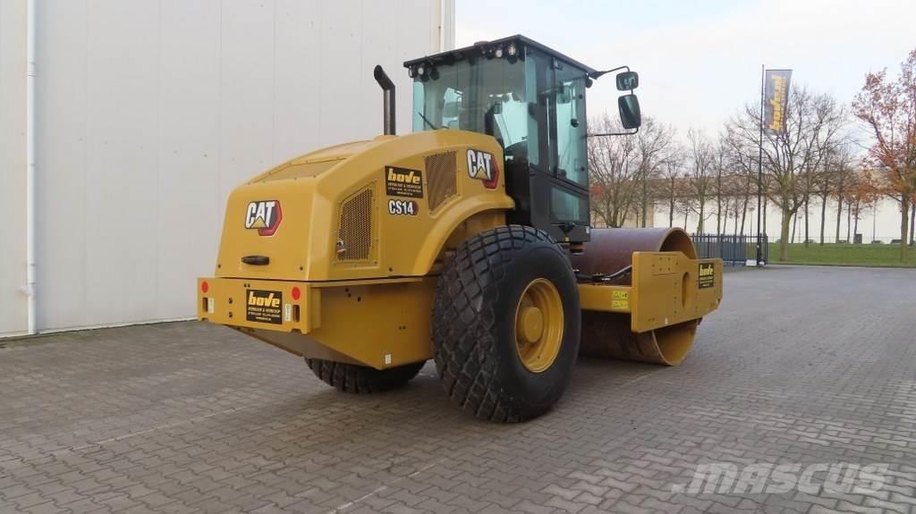 CAT CS14 单轮压路机