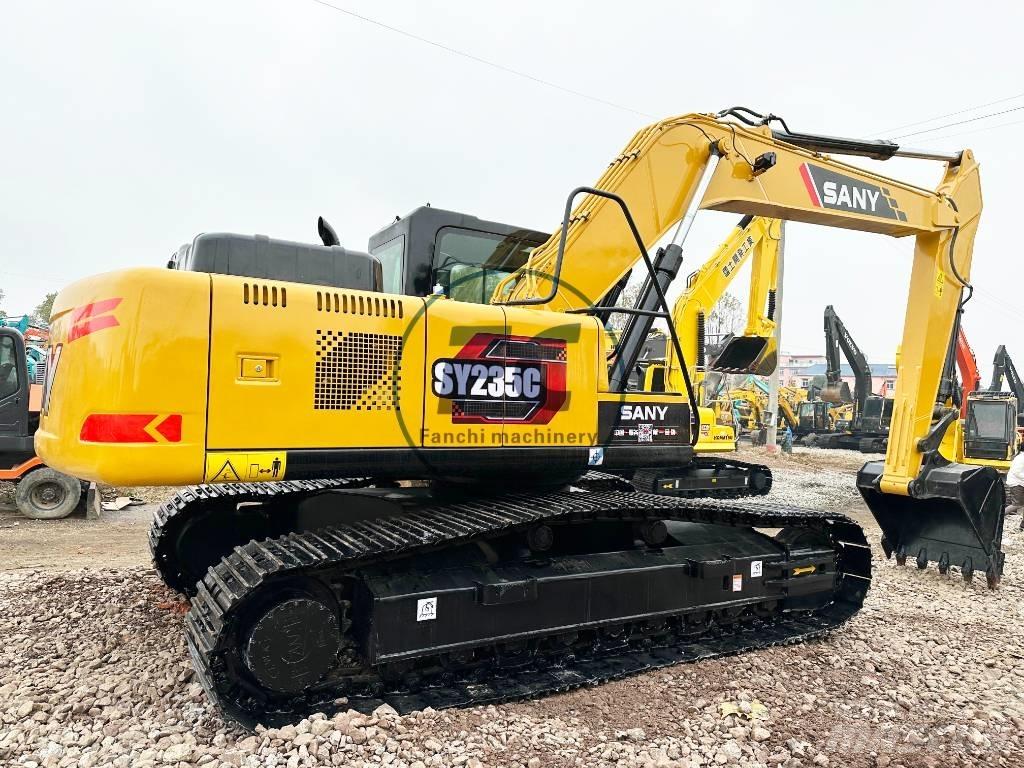 Sany SY235C 中型挖掘机