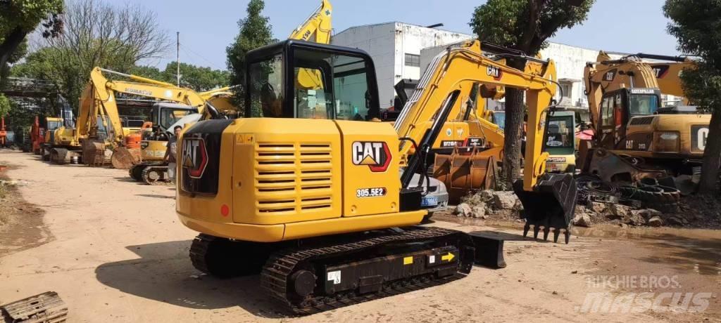 CAT 305.5 E2 小型挖掘机