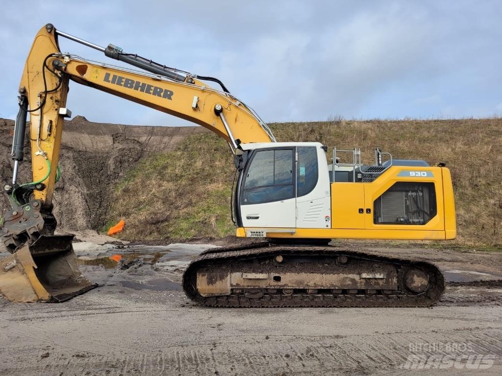 Liebherr R930 G8 履带挖掘机
